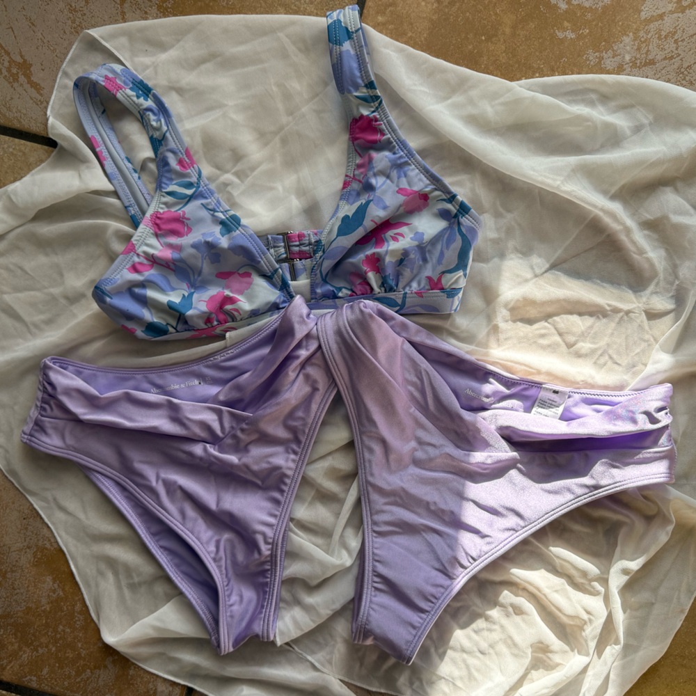 Abercrombie & Fitch Floral and Lavender Bikini‎ Set 3 Piece NWOT BUNDLE